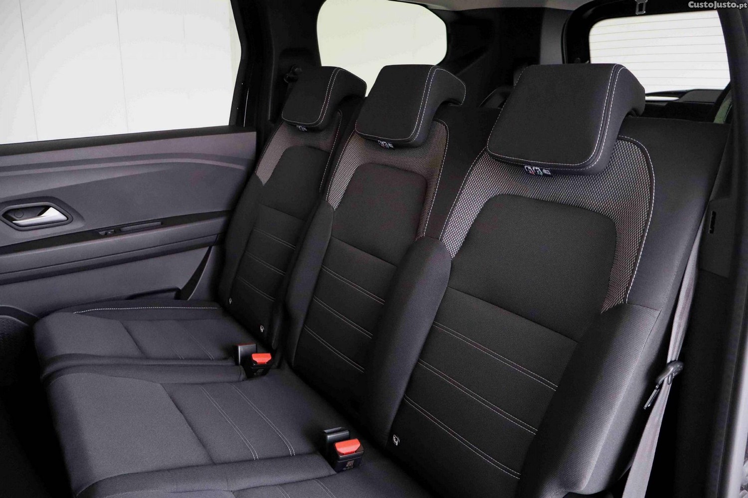 Dacia Jogger 1.0 ECO-G Expression 7L Bi-Fuel — fotografia 7
