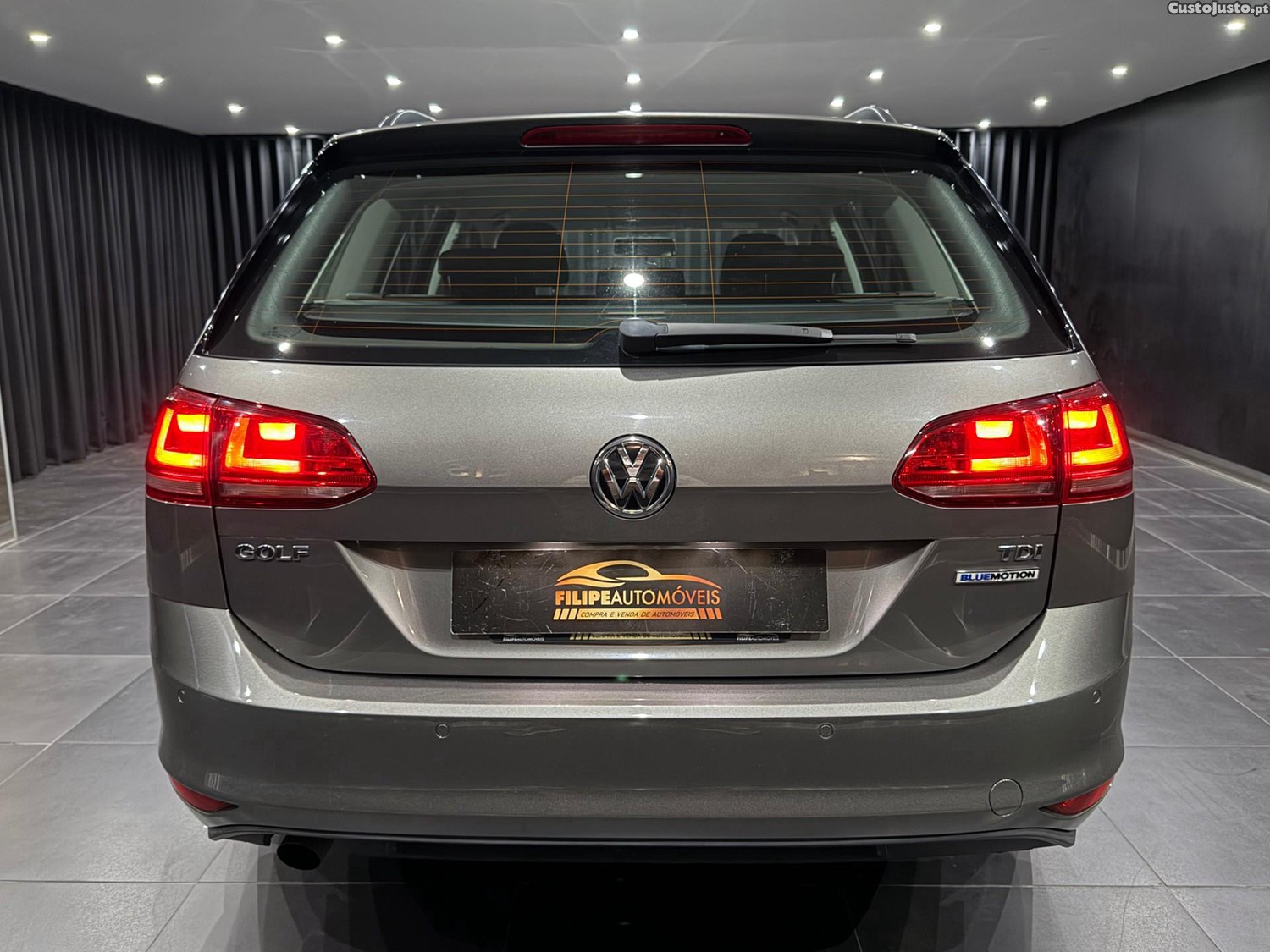 Volkswagen Golf Variant 1.6 TDi BlueMotion Confortline — fotografia 19