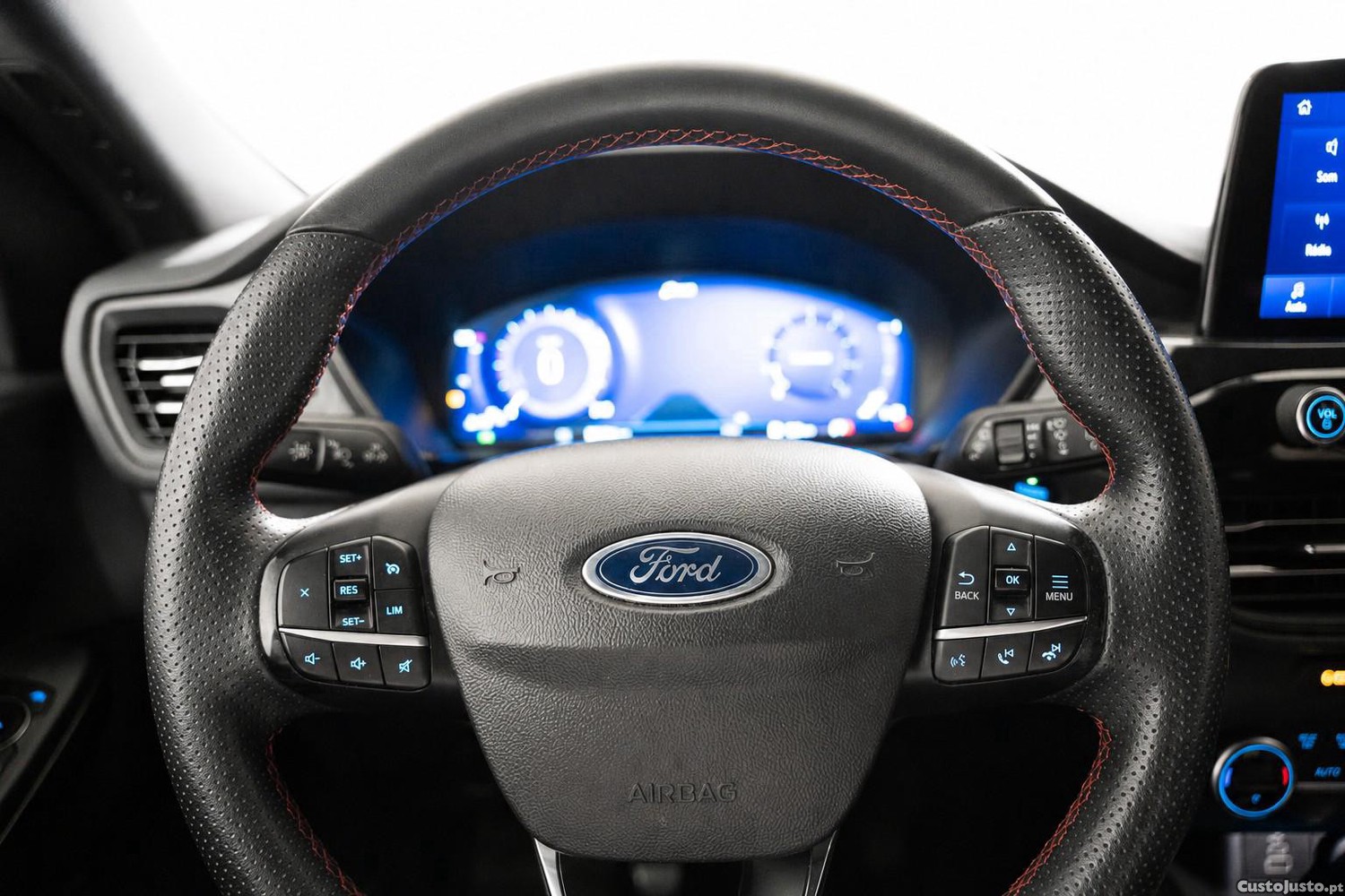 Ford Kuga 1.5 EcoBoost ST-Line — fotografia 12