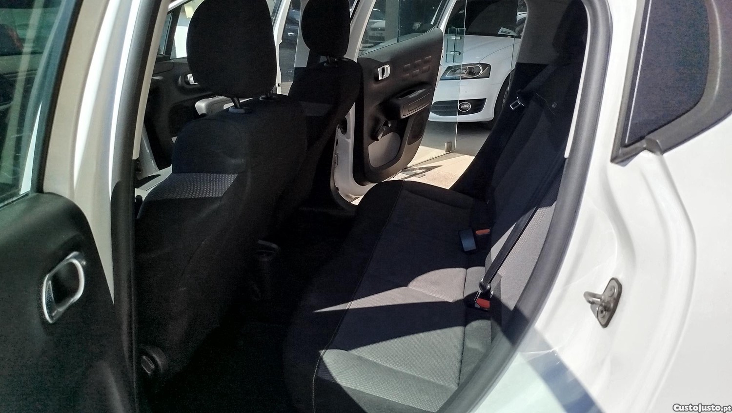 Citroën C3 1.2 PureTech Feel — fotografia 6