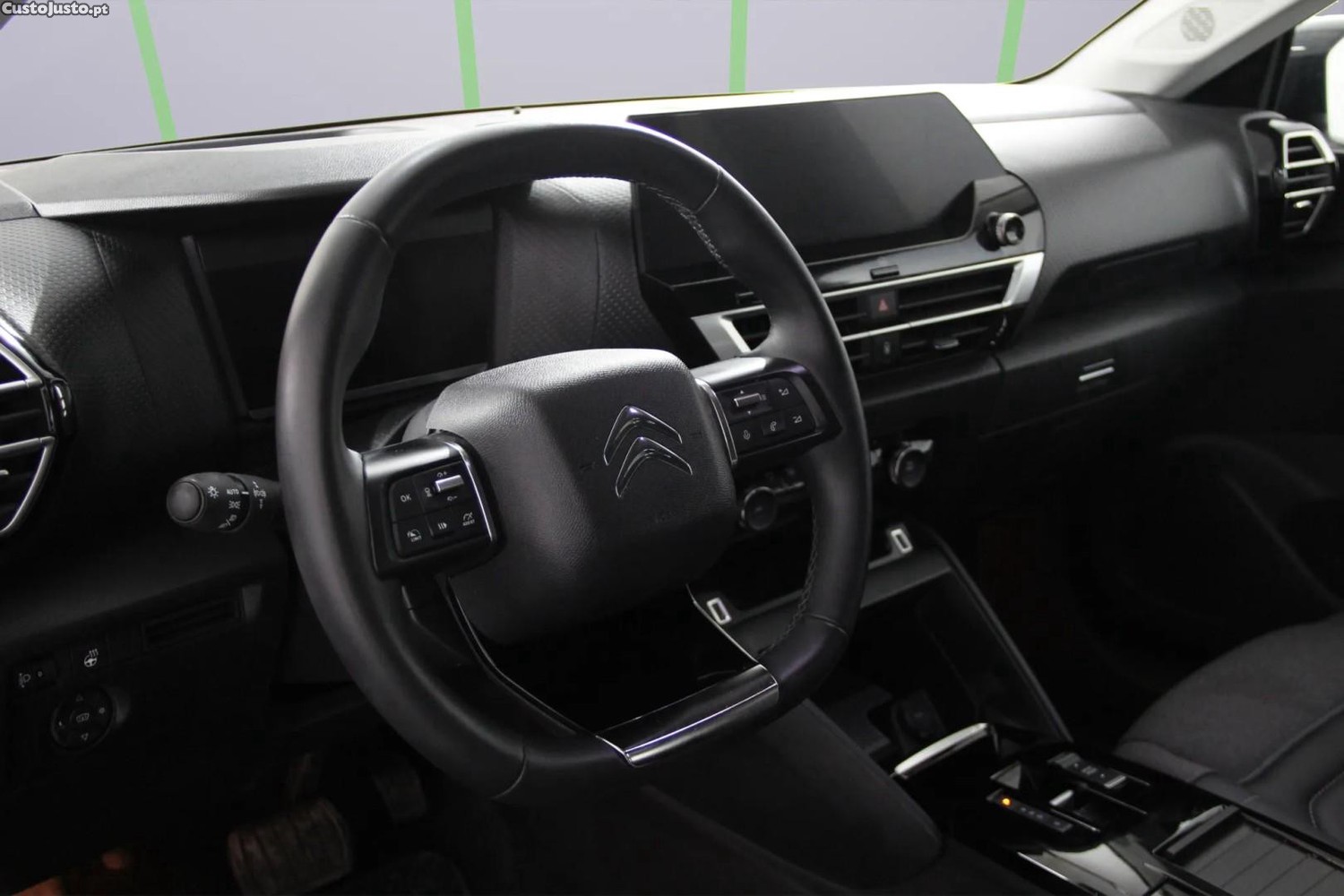 Citroën e-C4 50 kWh Shine — fotografia 8