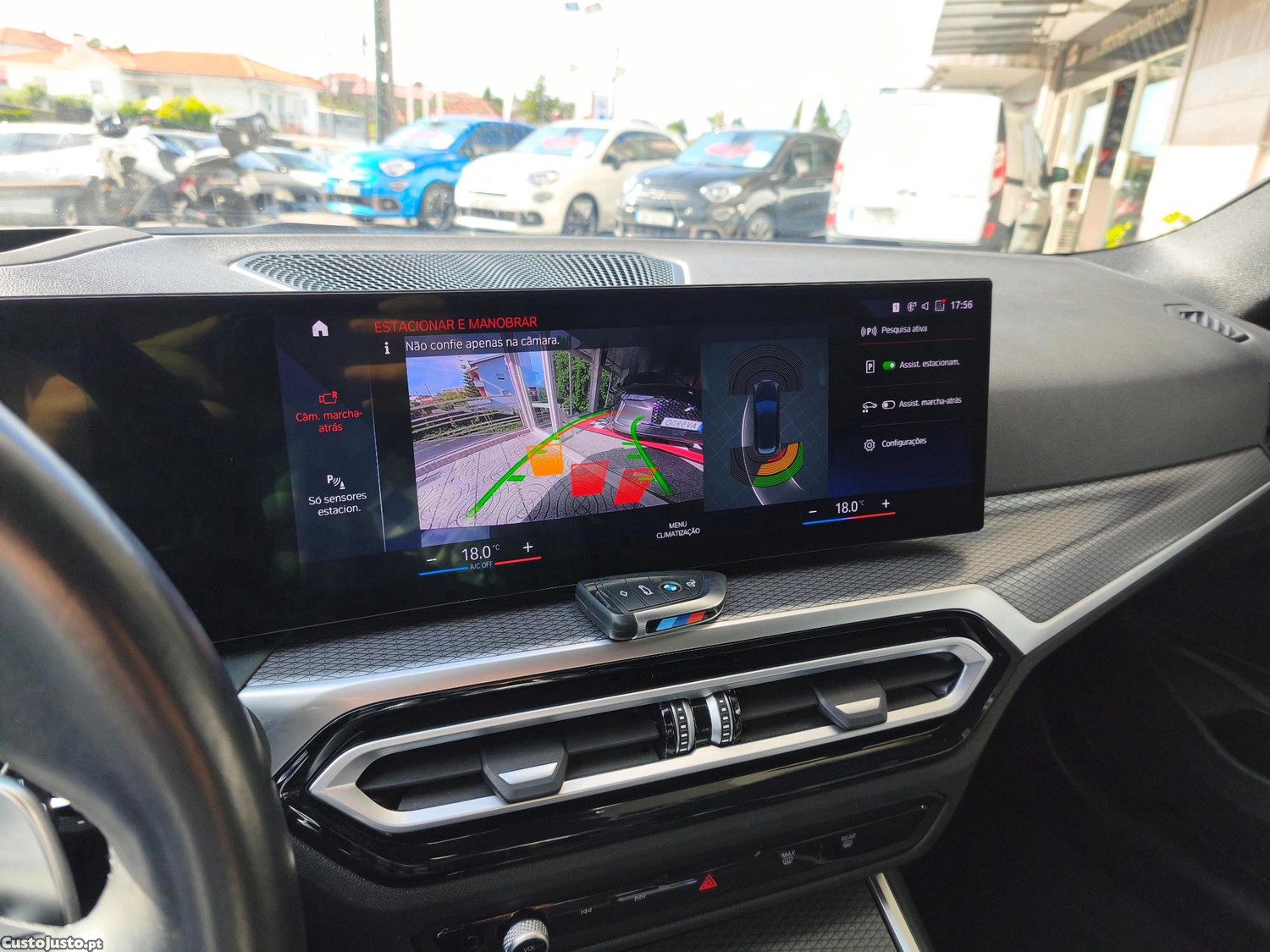 BMW 320 e Touring Pack M PHEV Nacional — fotografia 11