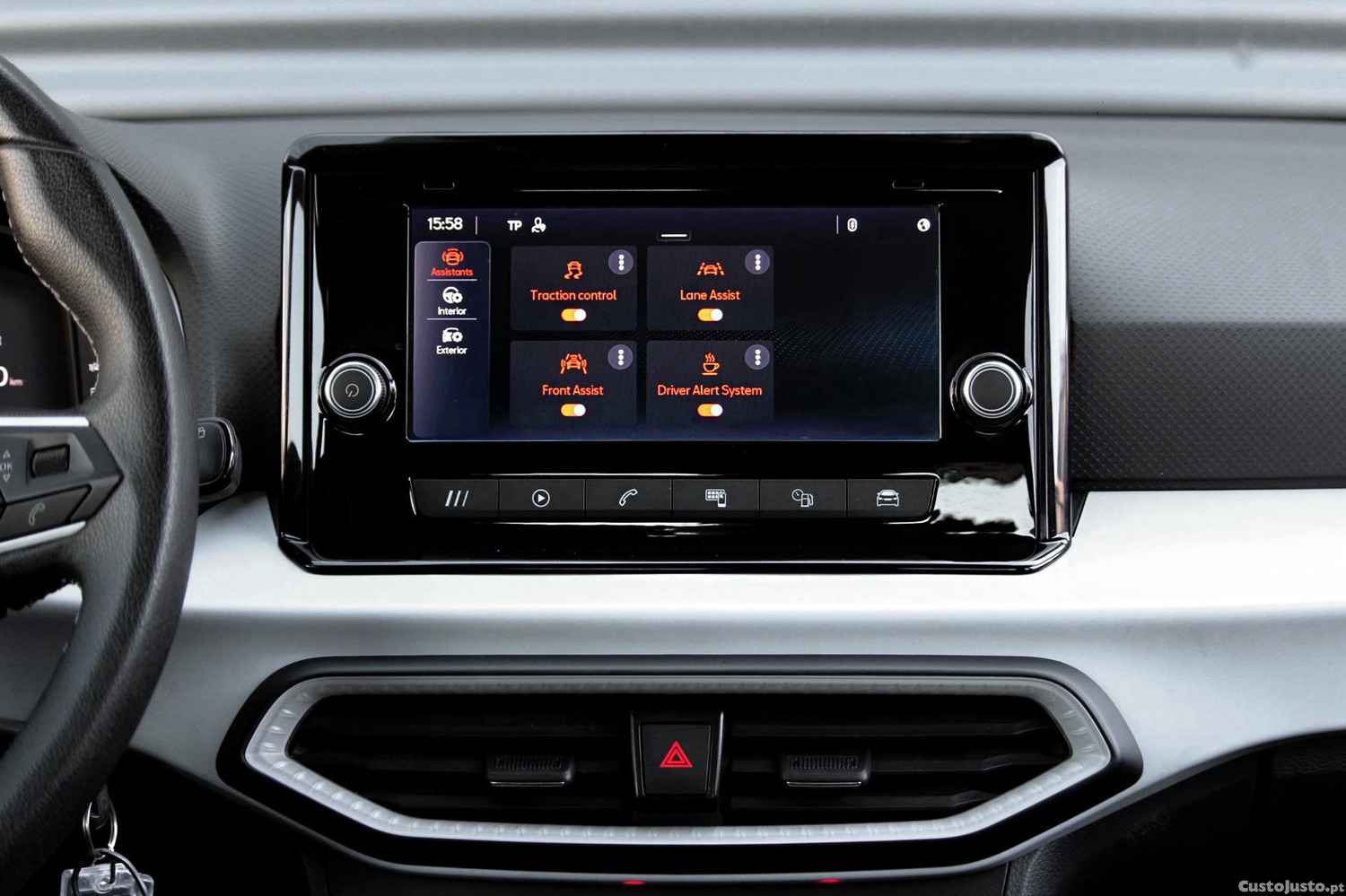 SEAT Arona 1.0 TSI Style — fotografia 12