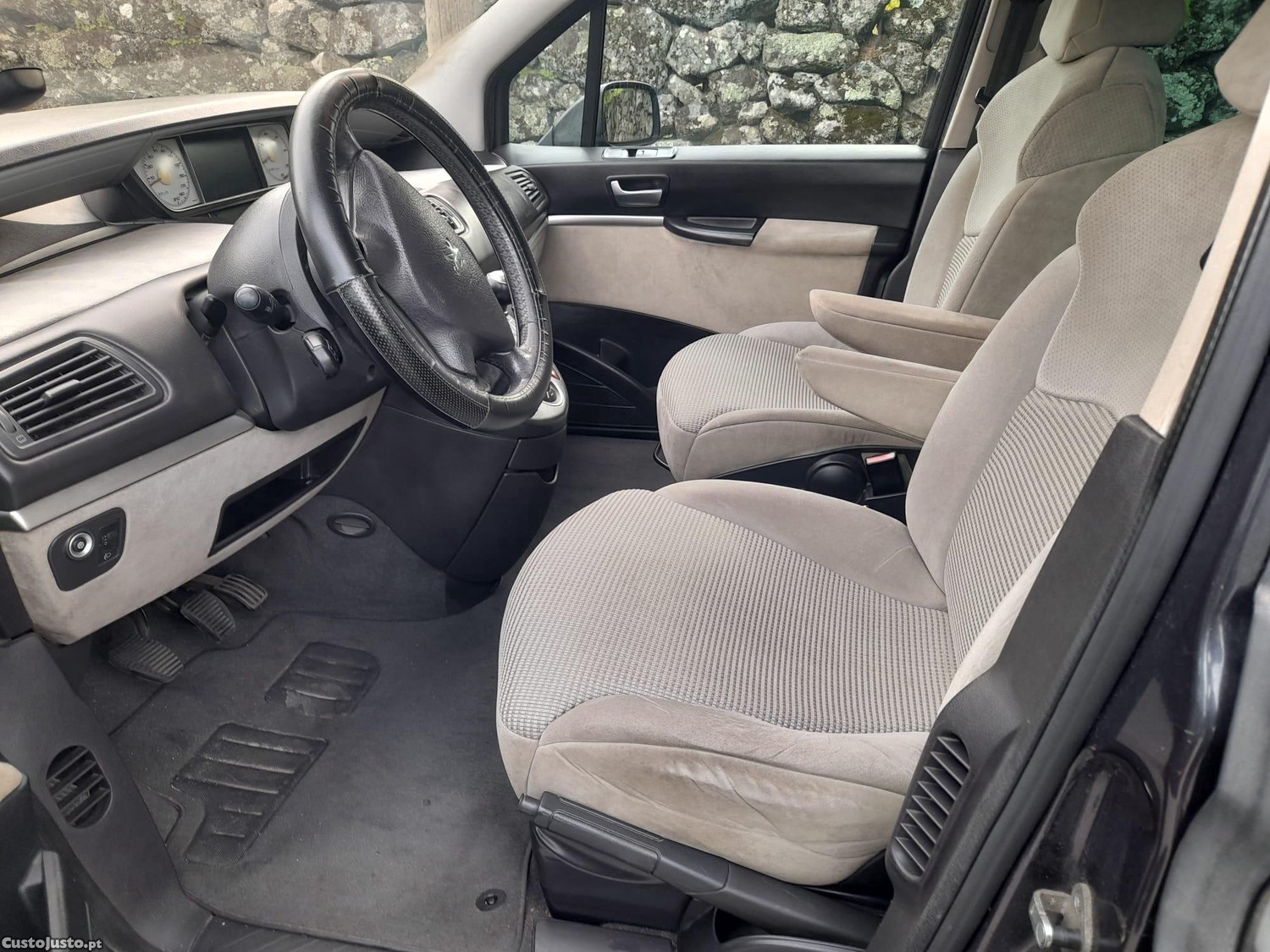 Peugeot 807 7 lugares — fotografia 9