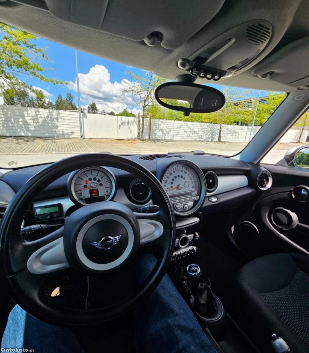 MINI Cooper 120cv — fotografia 3