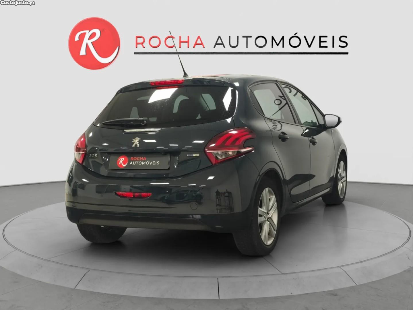 Peugeot 208 1.2 PureTech Active — fotografia 3