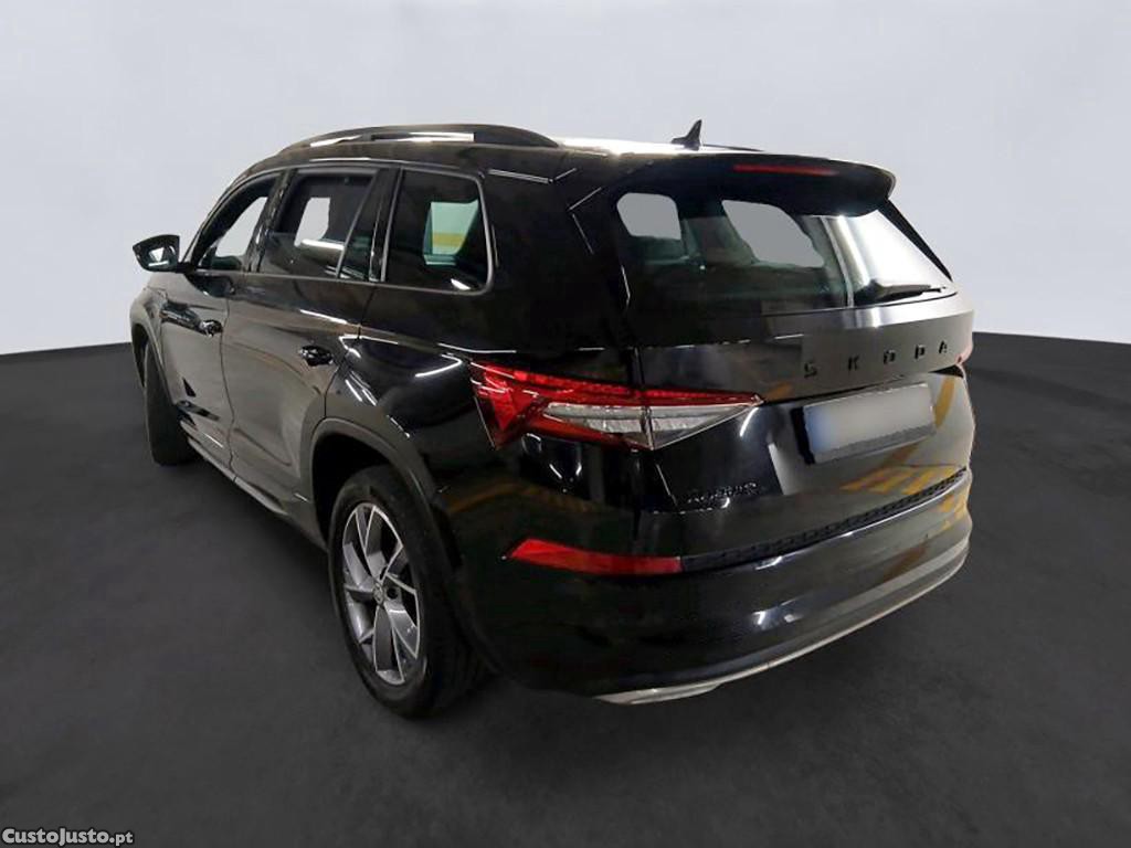 Skoda Kodiaq 2.0 TDI Sportline DSG 150cv 7Lug — fotografia 20