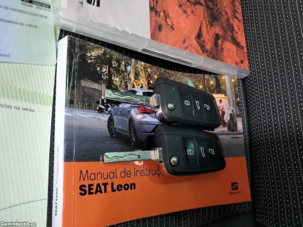 SEAT Leon ST 1.6 TDI Style 115cv — fotografia 9