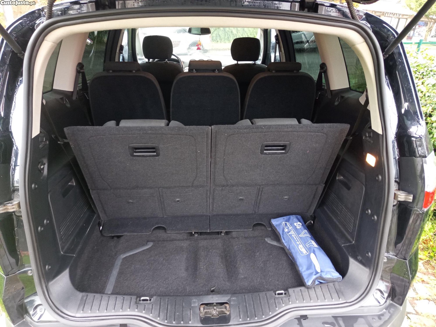 Ford S-Max 1.8 TDCI Titanium 7 Lug — fotografia 3