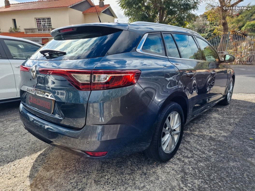 Renault Mégane ST 1.5 DCI INTENSE - 16 foto 3