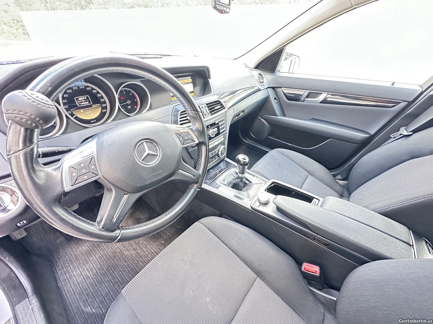 Mercedes-Benz C 220 Avantgarde — fotografia 6