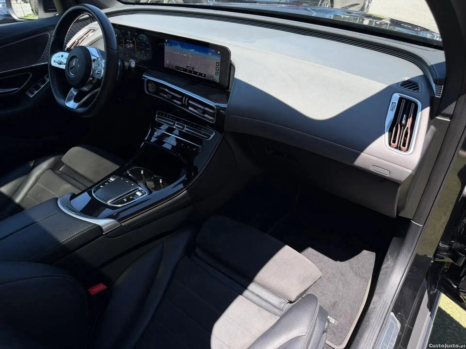 Mercedes-Benz EQC 400 4Matic — fotografia 14