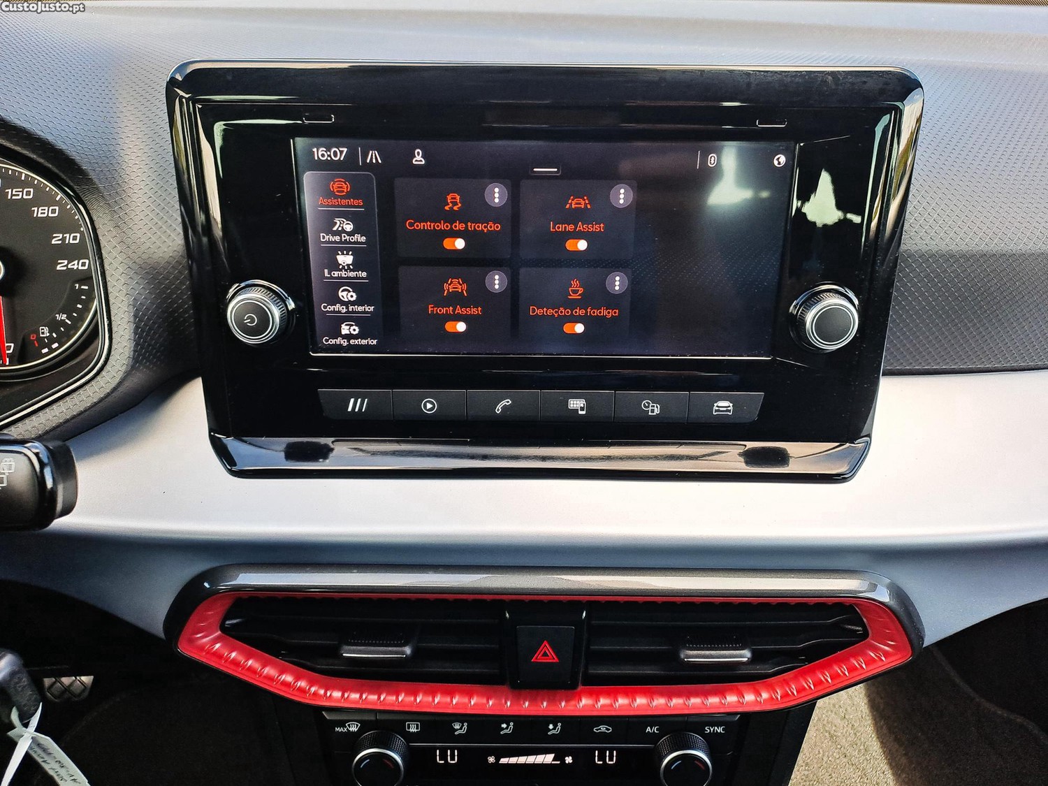 SEAT Arona FR 1.0 TSI 110CV GASOLINA 2022 — fotografia 5