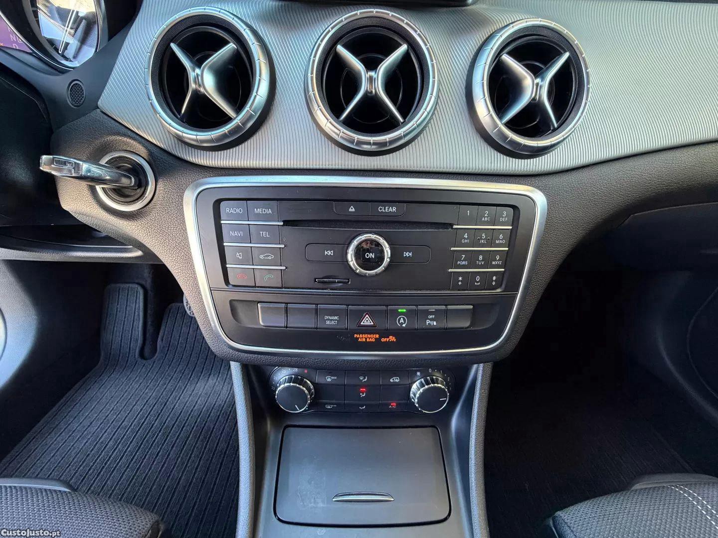 Mercedes-Benz CLA 200 (cdi) d urban — fotografia 6