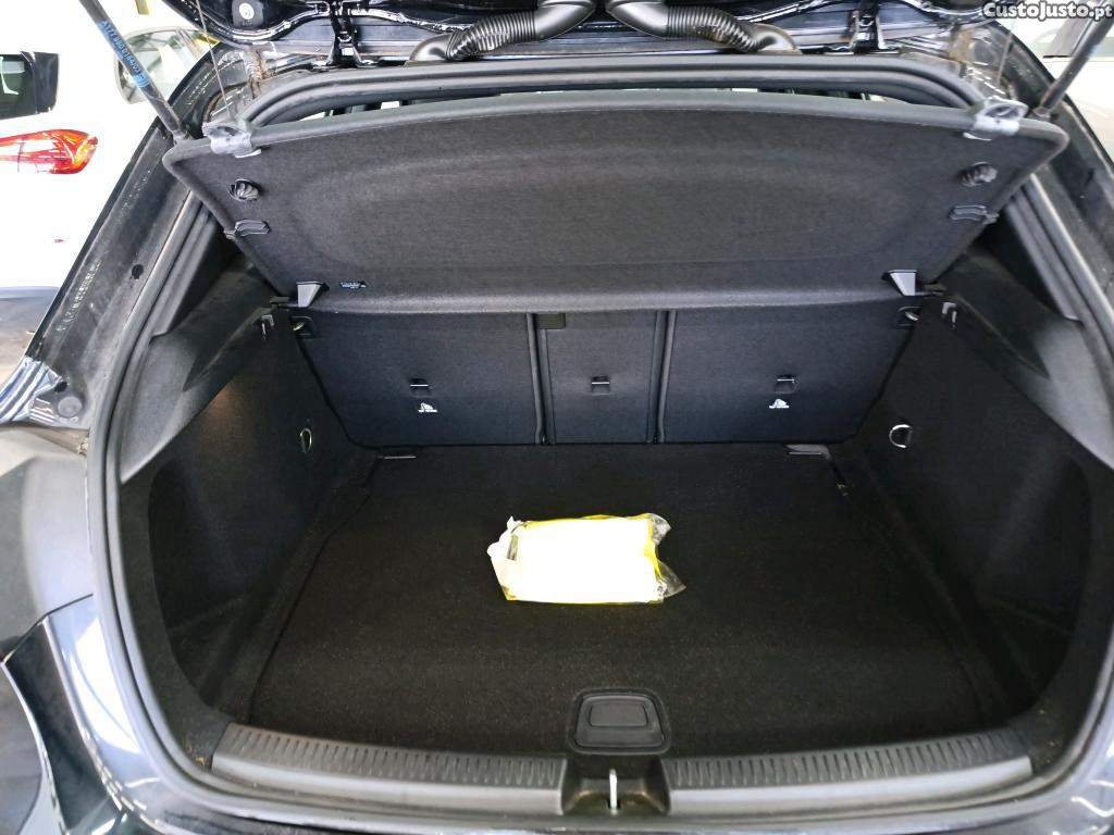 Mercedes-Benz A 160 d Style — fotografia 20