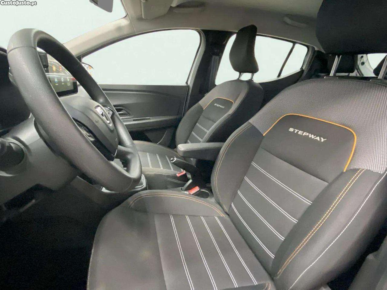 Dacia Sandero Stepway 0.9 TCe — fotografia 6