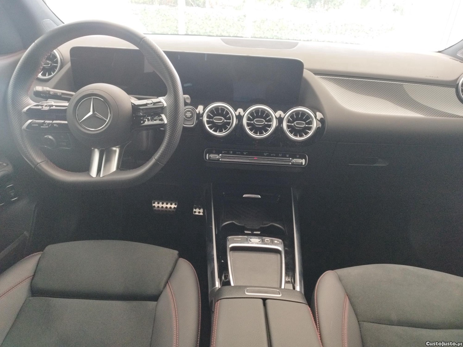 Mercedes-Benz GLA 250 E-PHEV AMG — fotografia 5