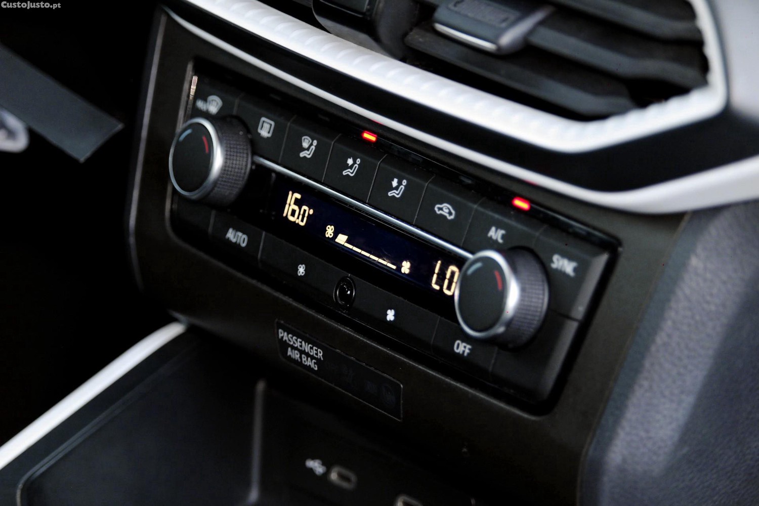 SEAT Arona 1.0 TSI Style — fotografia 17
