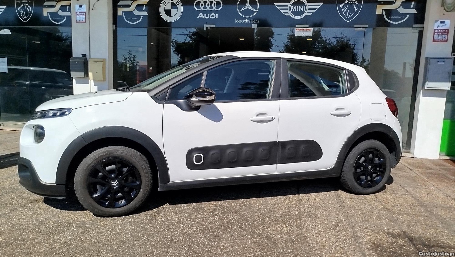 Citroën C3 1.2 PureTech Feel — fotografia 13
