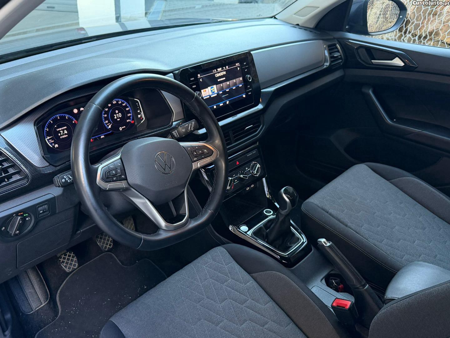 Volkswagen T-Cross 1.0TSI URBAN (AUTO) — fotografia 10