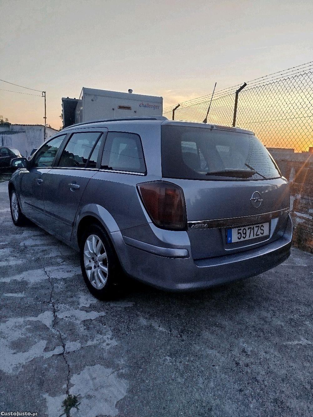 Opel Astra 1.7cdti sw 04 — photo 4