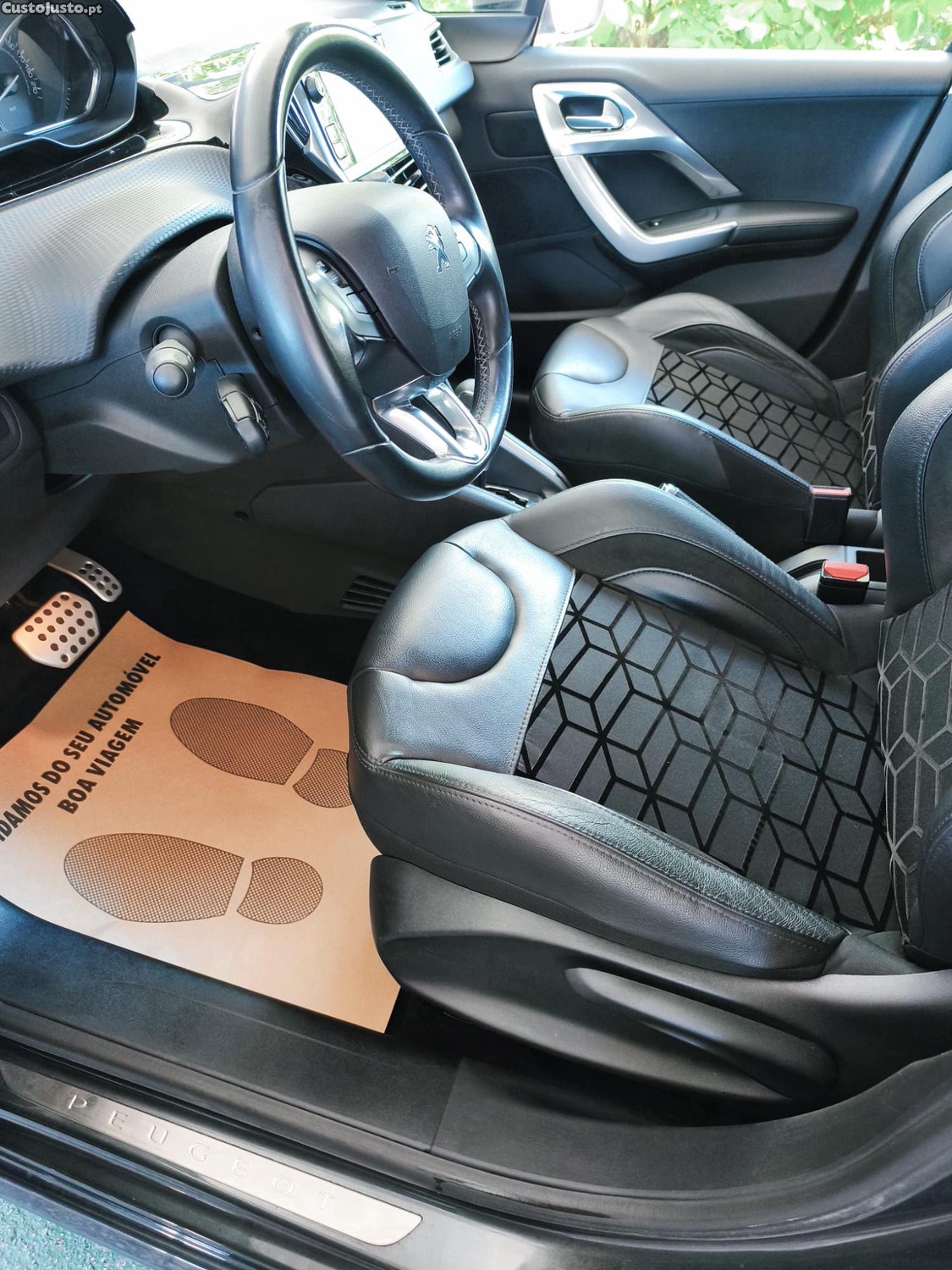 Peugeot 208 1.2 plueTech Allure — fotografia 7