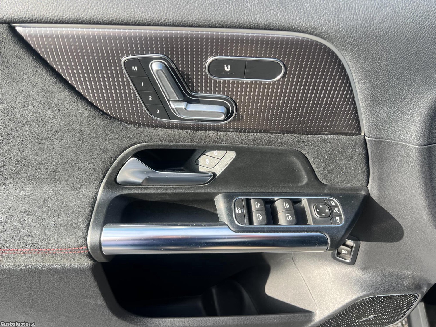 Mercedes-Benz EQA AMG Panorâmico — fotografia 16