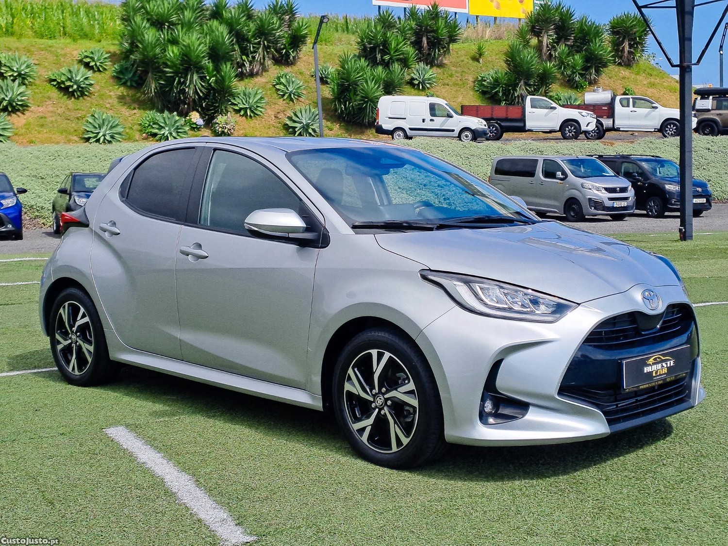 Toyota Yaris 1.5HDF EXCLUSIVE 116CV HIBRIDO/GASOLINA 2025 — fotografia 17