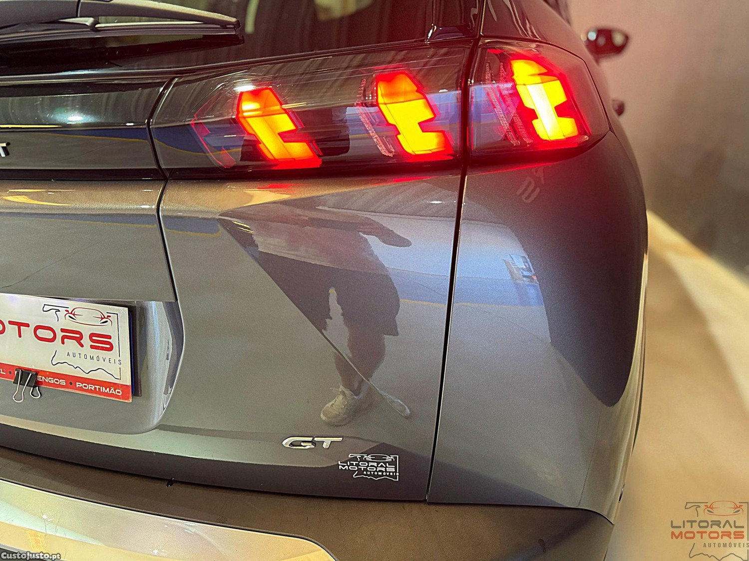 Peugeot 2008 1.2 PureTech GT EAT8 — fotografia 15