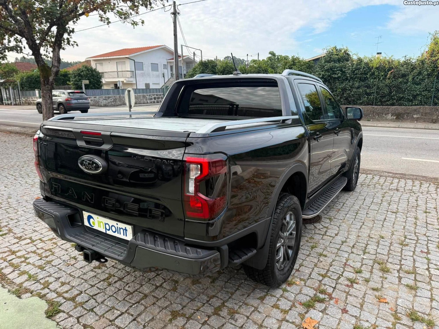Ford Ranger 2.0 TDCi EcoBlue Wildtrak e-4WD Doppelkabine — fotografia 17