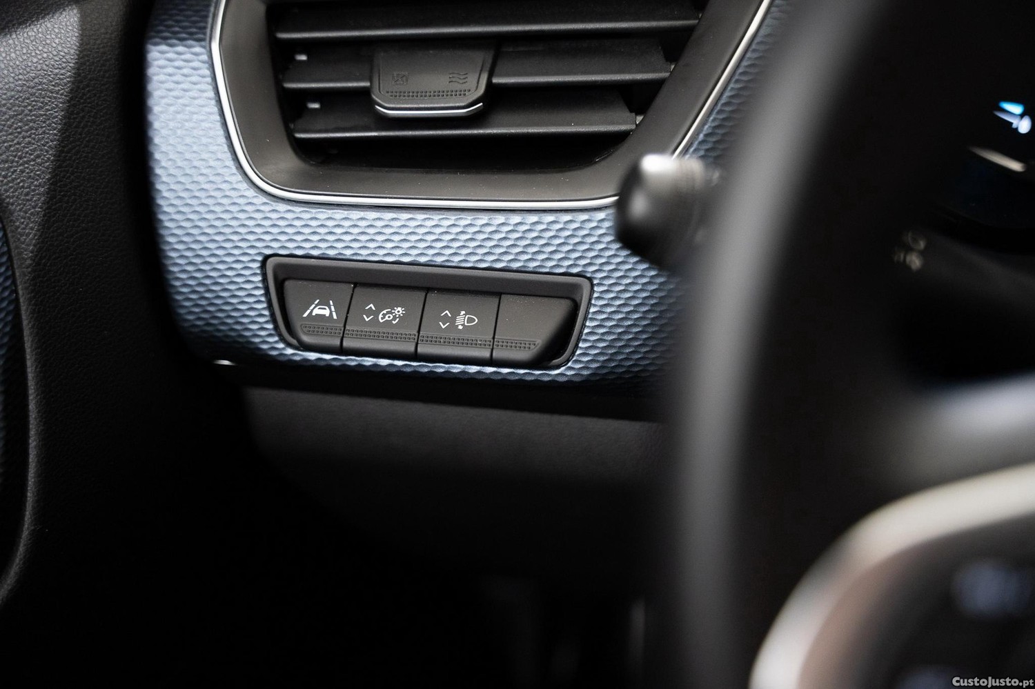 Renault Arkana 1.6 E-Tech Business — fotografia 17
