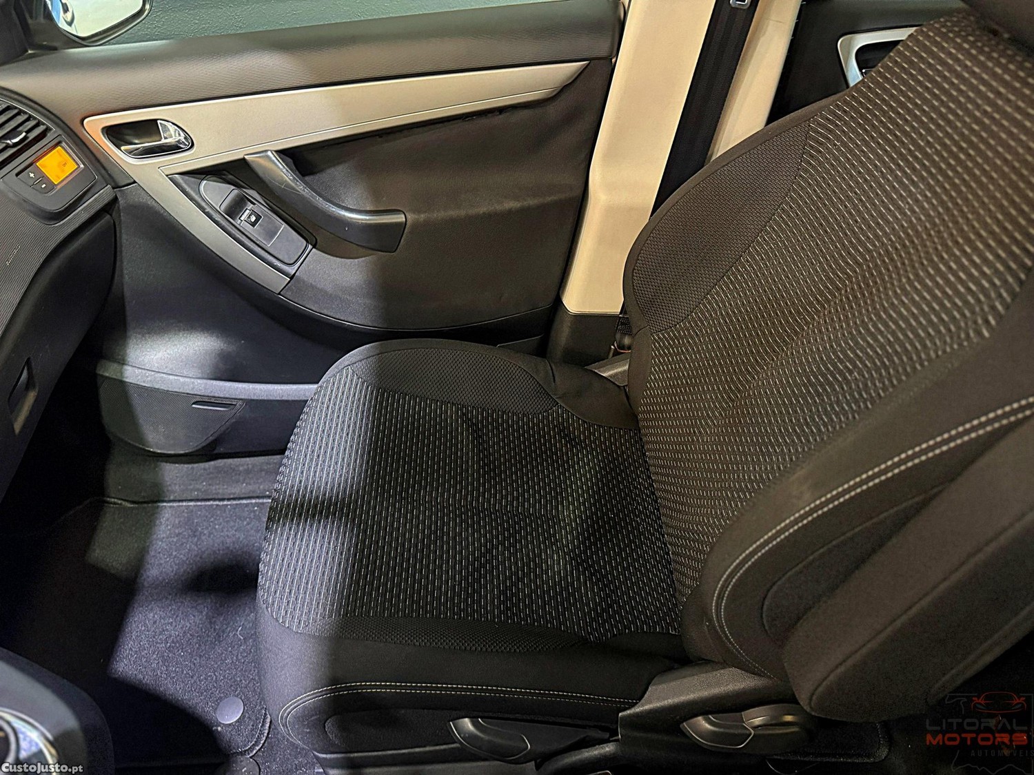 Citroën C4 Picasso 1.6 HDi FAP Tendance — fotografia 6