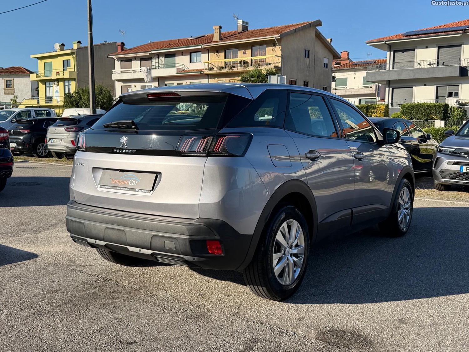 Peugeot 3008 1.5 BlueHDi Active Pack — fotografia 23