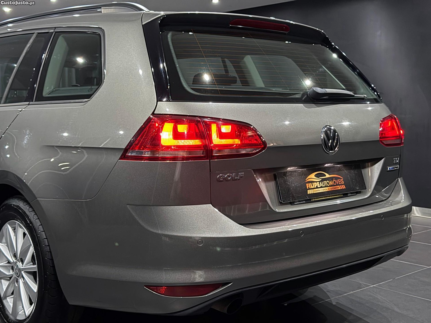 Volkswagen Golf Variant 1.6 TDi BlueMotion Confortline — fotografia 16