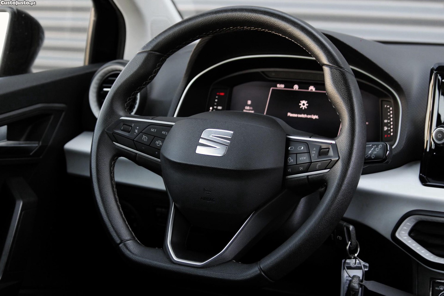 SEAT Arona 1.0 TSI Style — fotografia 9