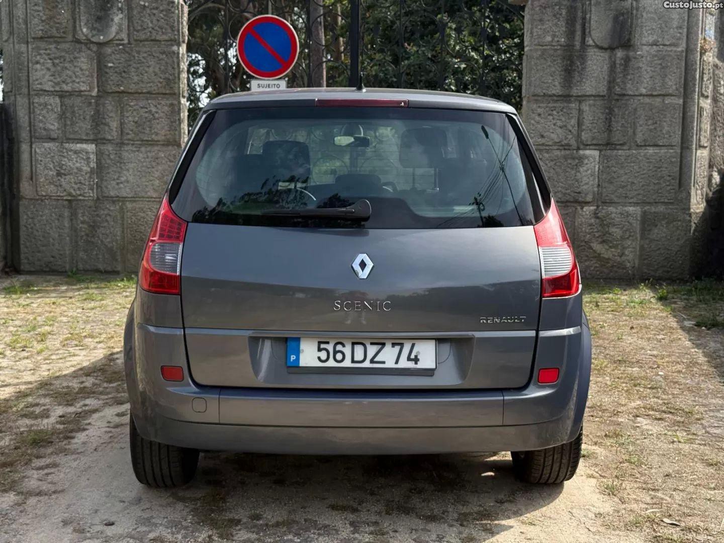 Renault Scénic 1.5 dci s — fotografia 9