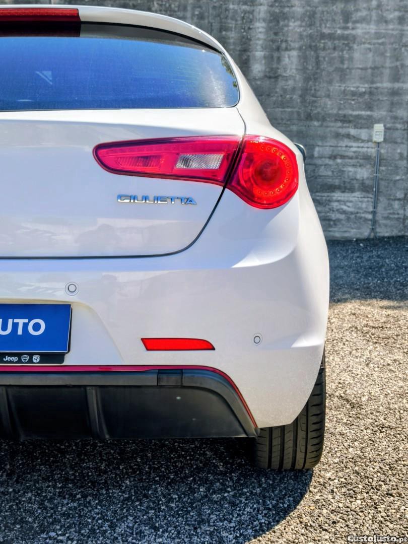 Alfa Romeo Giulietta 1.6 JTDm Sport J18 TCT — fotografia 9