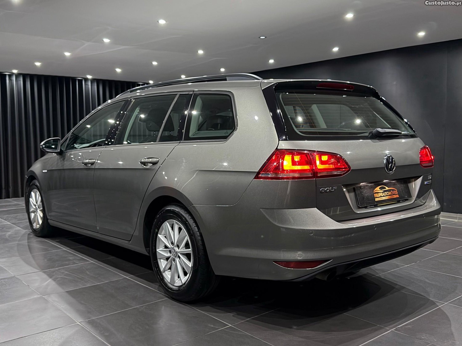 Volkswagen Golf Variant 1.6 TDi BlueMotion Confortline — fotografia 20