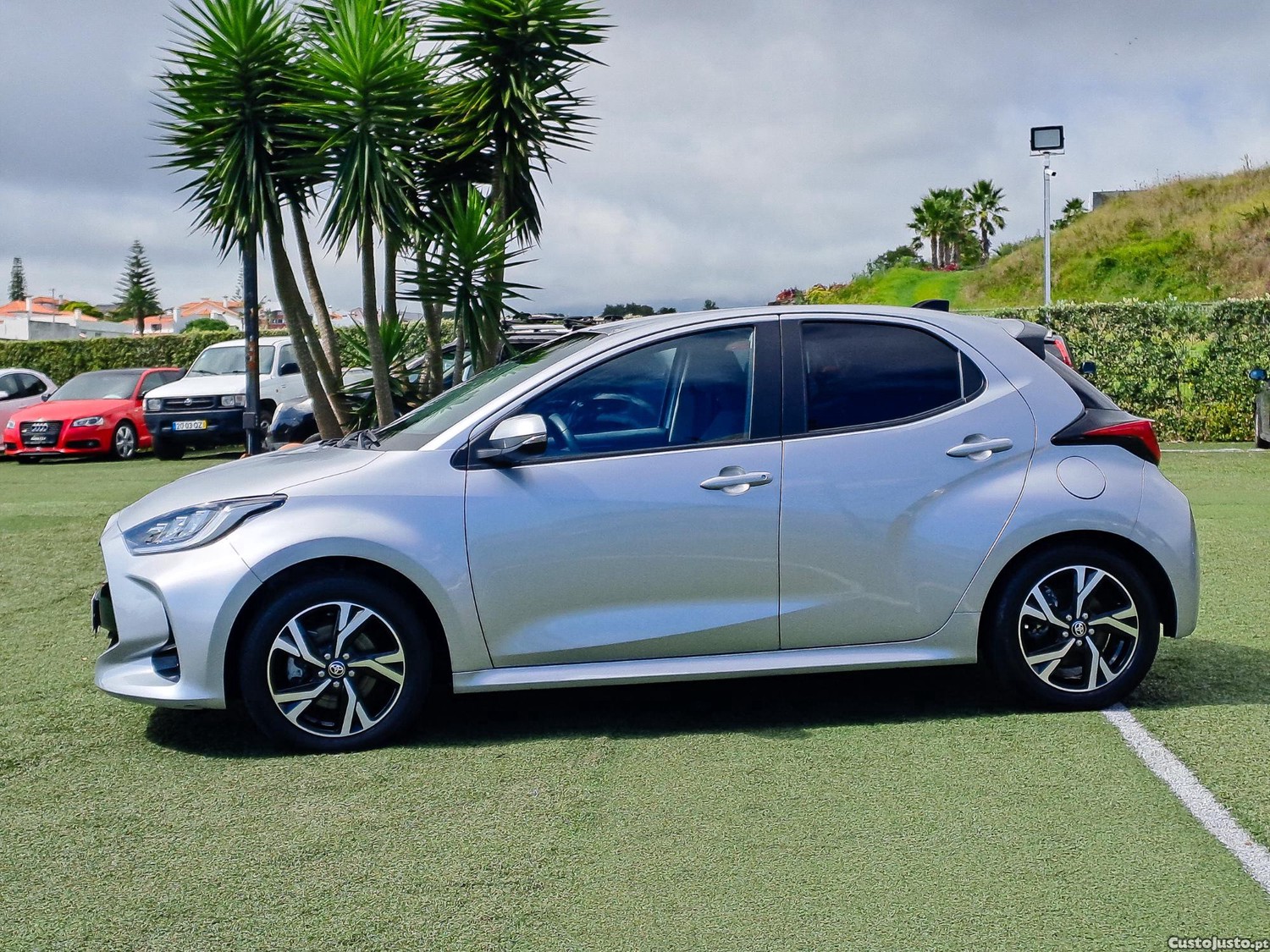 Toyota Yaris 1.5HDF EXCLUSIVE 116CV HIBRIDO/GASOLINA 2025 — fotografia 16