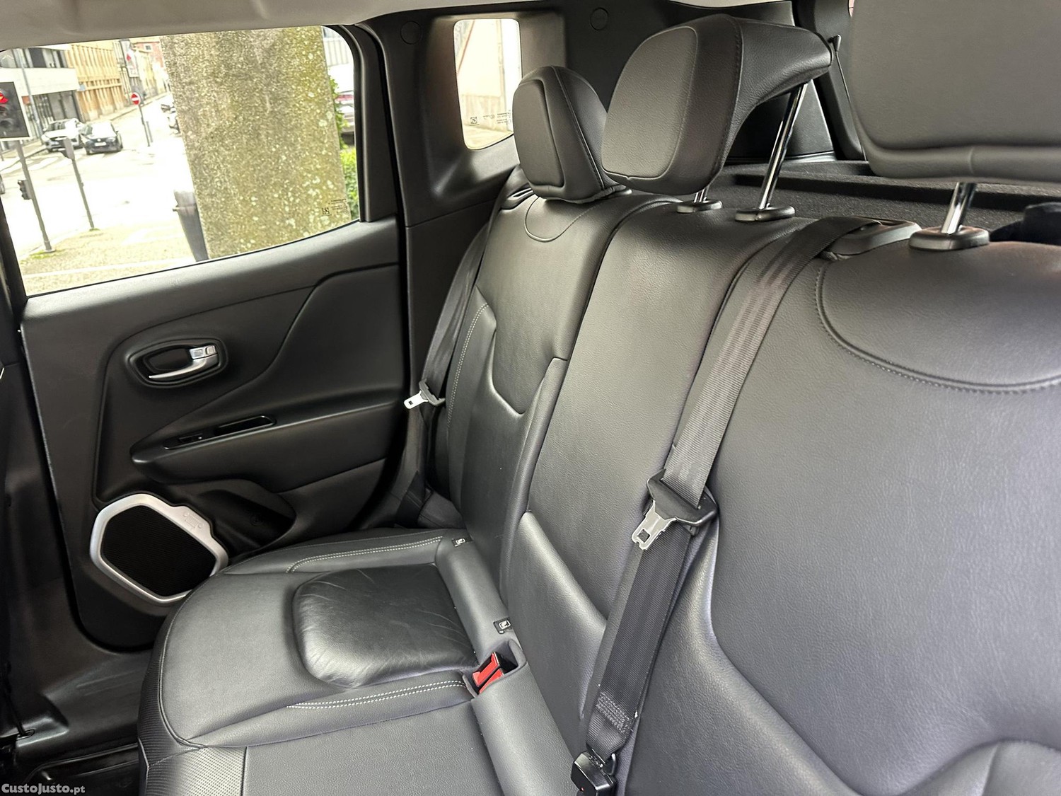 Jeep Renegade 1.6 MJD Limited — fotografia 7