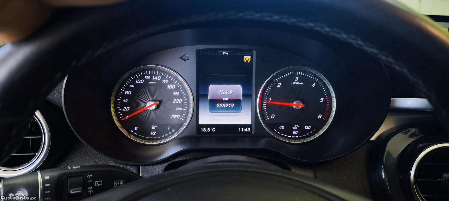 Mercedes-Benz C 200 CDI ELEGANCE — fotografia 4