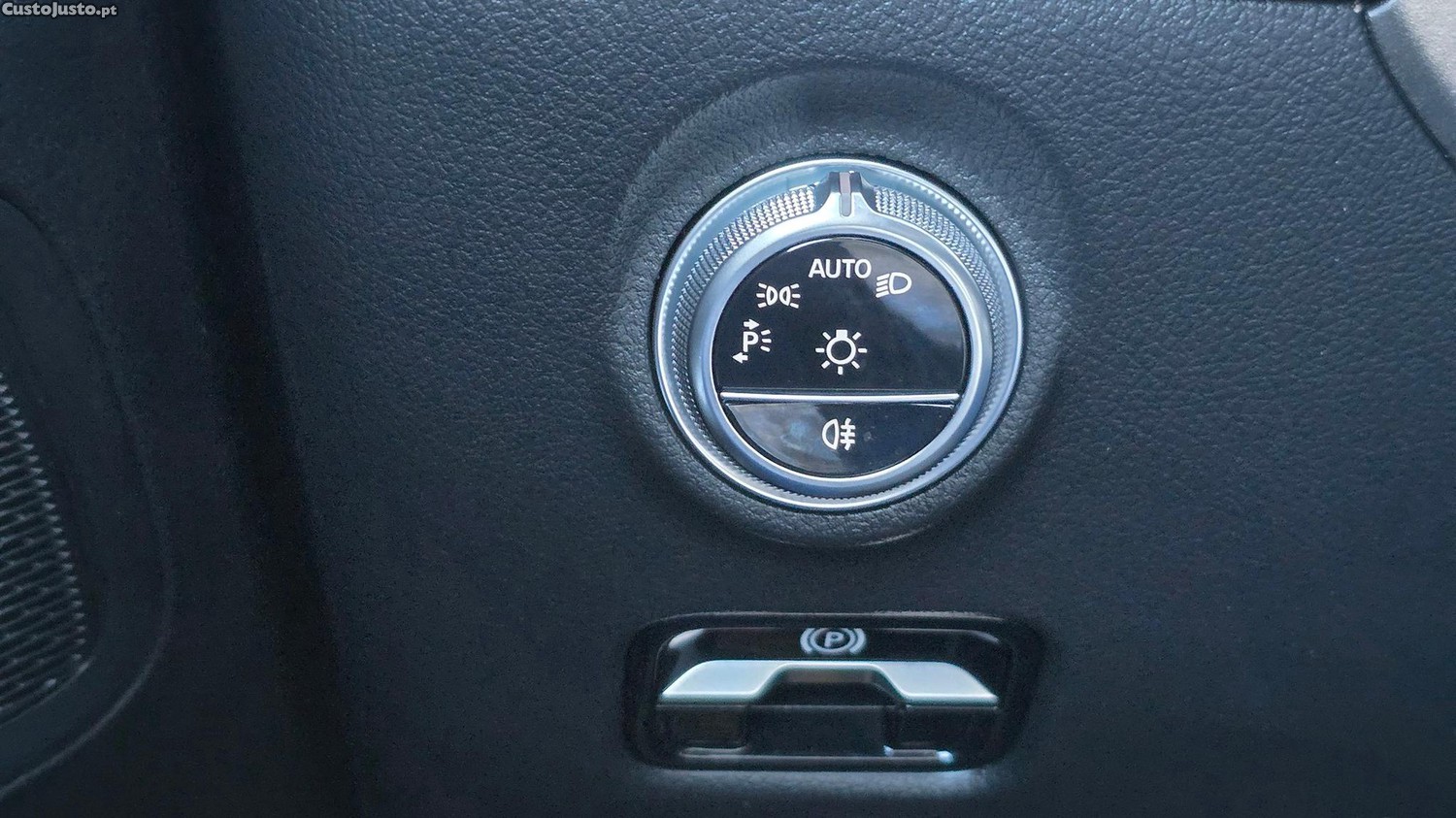 Mercedes-Benz C 200 d Avangarde Aut. — fotografia 18