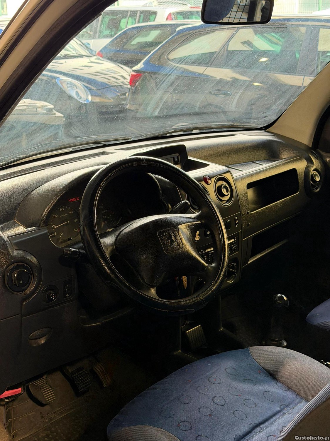 Peugeot Partner 1.9 D . 2 Lugares — fotografia 4