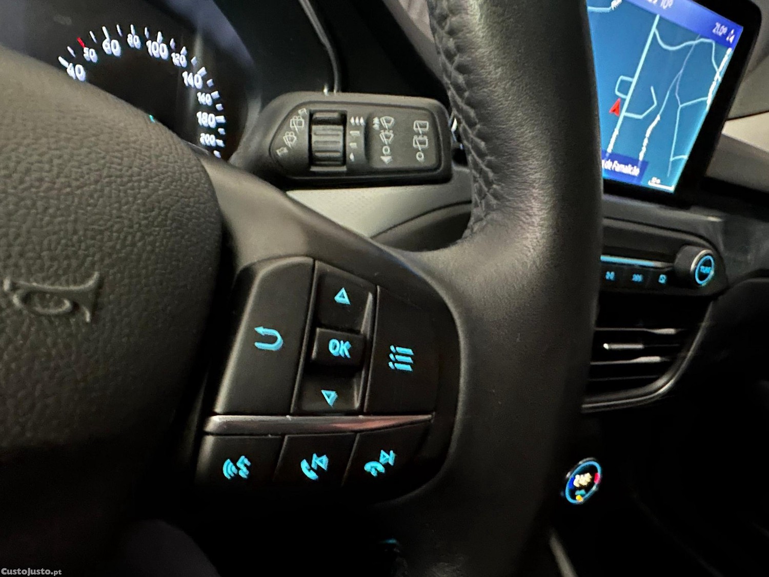 Ford Focus 1.5 TDCi EcoBlue Active X — fotografia 12