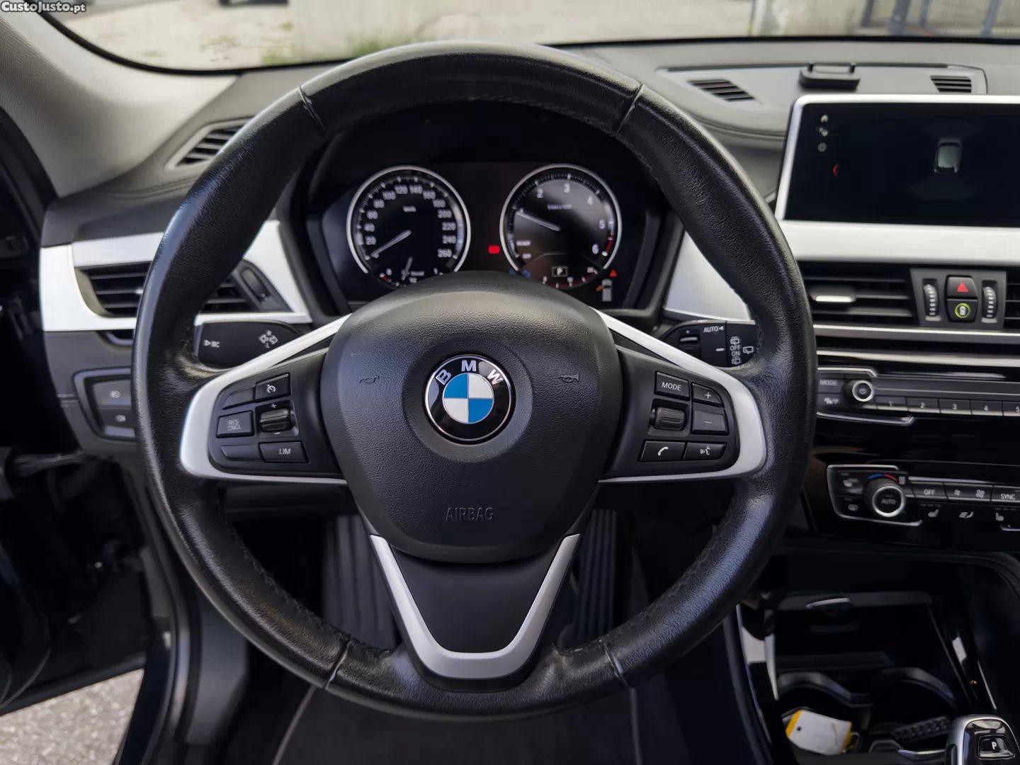 BMW X2 16 d sdrive auto — fotografia 7