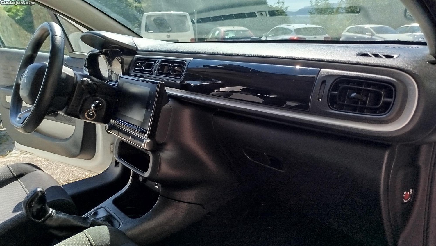 Citroën C3 1.2 PureTech Feel — fotografia 3