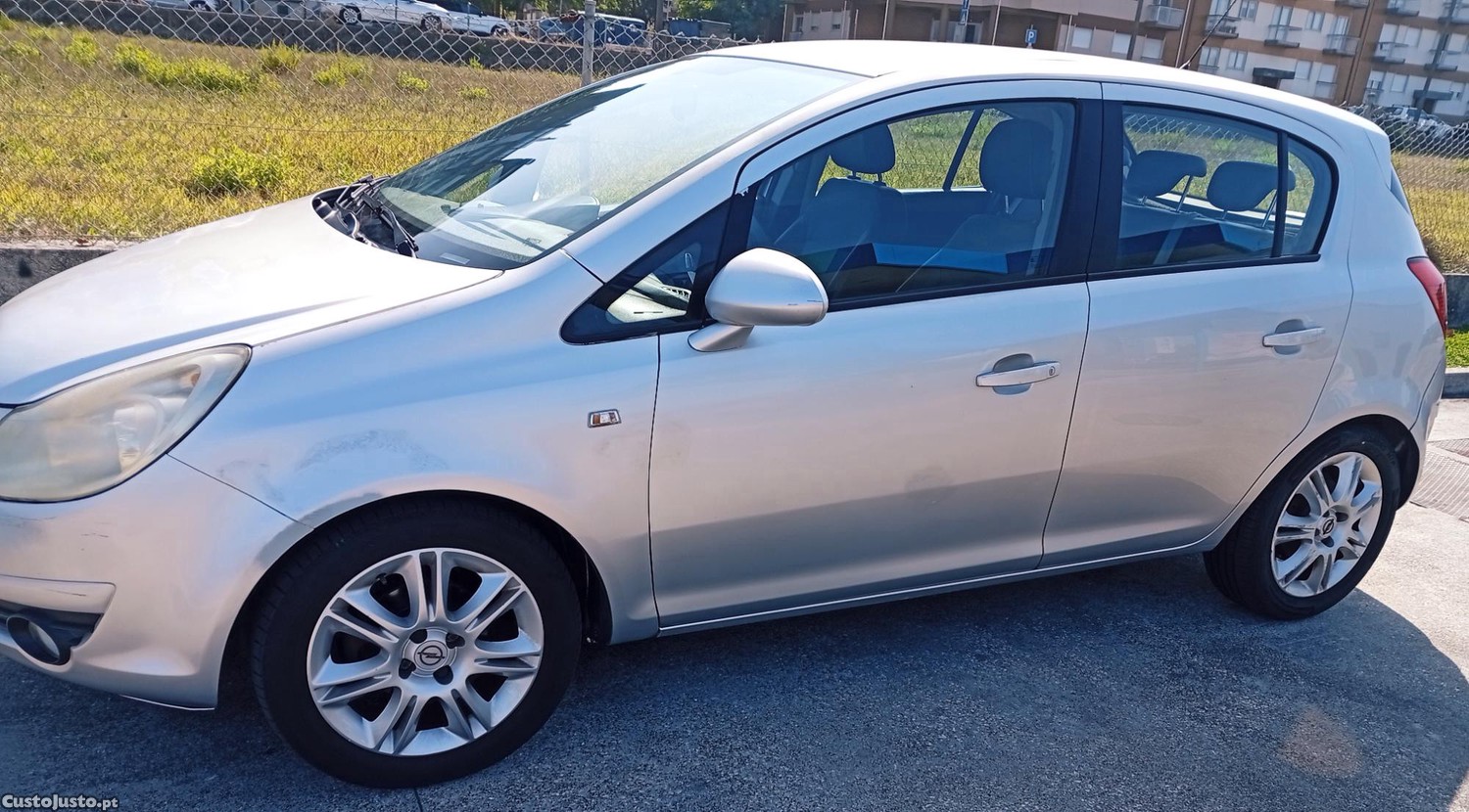 Opel Corsa Carro — fotografia 6