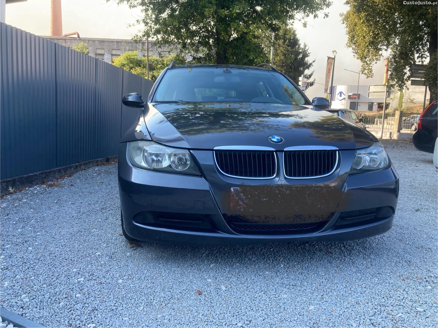 BMW 320 Touring — fotografia 9