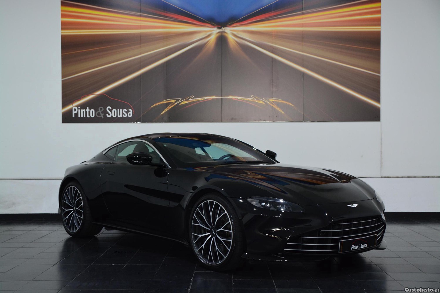 Aston Martin Vantage Coupé Coupé V8 — fotografia 7