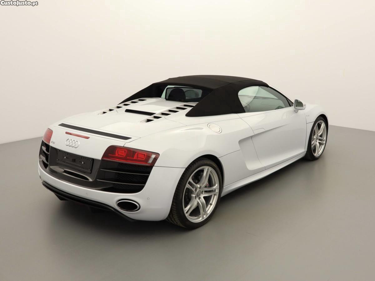 Audi R8 Spyder — fotografia 17
